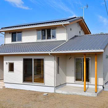 和テイストをいれたシンプルな住まい